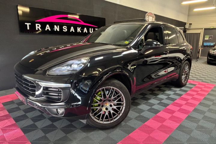 PORSCHE CAYENNE