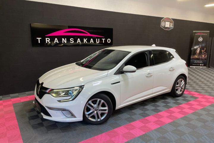 RENAULT MEGANE IV BERLINE