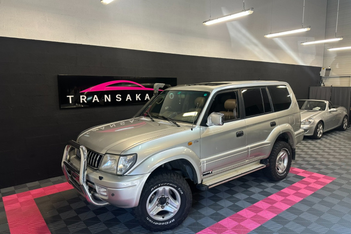 TOYOTA LAND CRUISER
